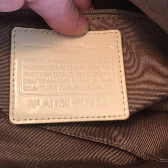 Coach purse - Picture 2 of 4